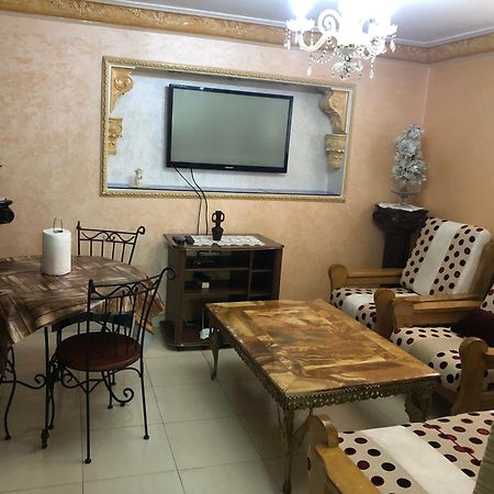شقة توجد وسط مدينة طنجة و تتوفر على كامل التجهيزات الضرورية خاصةبالعائلات Εξωτερικό φωτογραφία